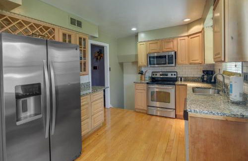 Spacious Clinton Home with Patio 12 Mi to Capitol! - Foto 3