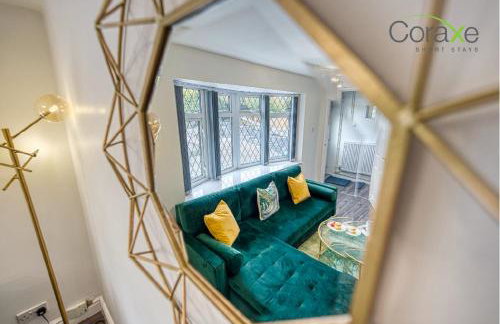 3 Bedroom Blissful Living for Contractors and Families by Coraxe Short Stays - Photo 28