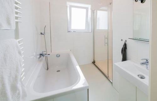 SecondHome Stuttgart - sehr schöne und moderne Apartments nahe dem historischen Stadtkern von Esslingen aN - Foto 18