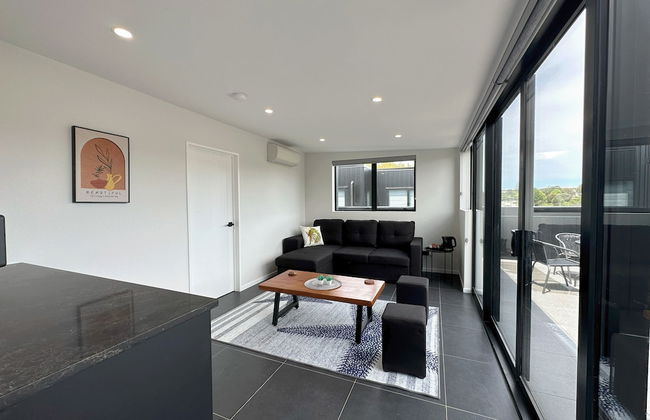 Royal Residency - Photo 11