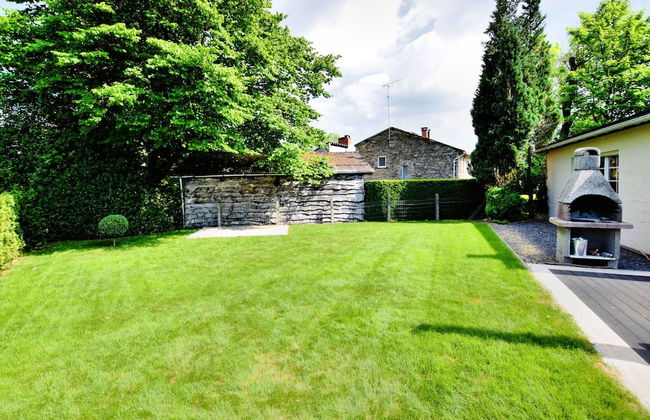 Modern Family Home With Wellness - Photo 36