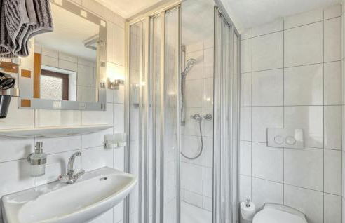 Lovely Apartment In Bischofsheim With Wifi - Foto 17