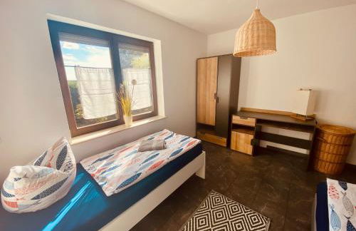 gemütliche Ferienwohnungen direkt am Goitzschesee, Platz für die ganze Familie, Haustiere sind Willkommen - Foto 7