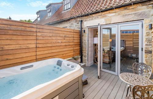 The Drunken Carpenter's Cottage - Photo 1