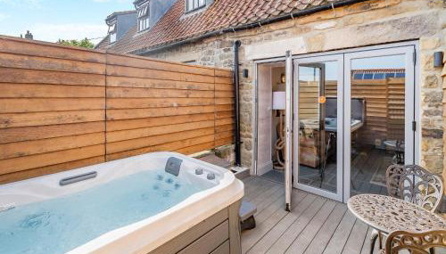 The Drunken Carpenter's Cottage - Photo 1