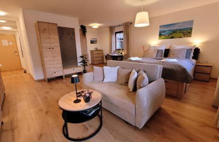 MADISON Homes Apartment 50 qm in Prien mit Balkon, Bergblick, Parkplatz, zentral gelegen - Foto 14