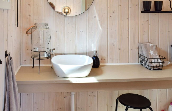 8 Person Holiday Home in Filtvet - Photo 10