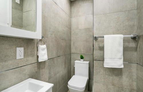 48-3RW Brand New 1BR Prime Hells Kitchen - W D - Photo 19