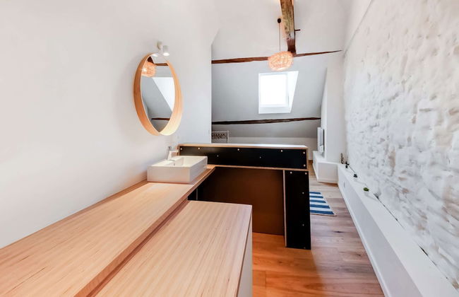 Castle in Ferrieres With Pond Garden - Photo 22