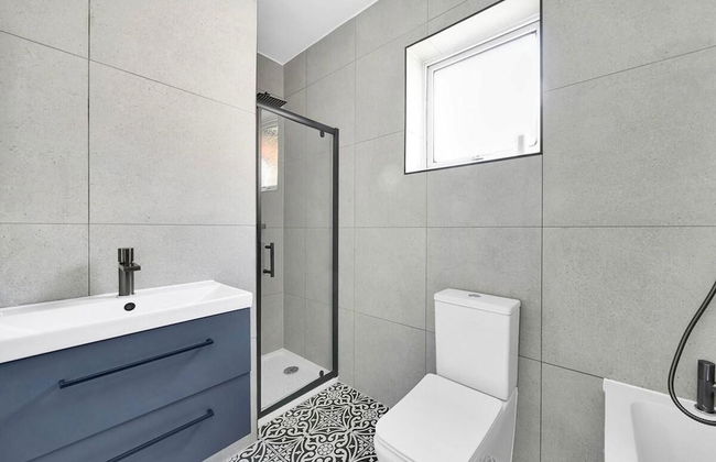 Stunning Flat Near Stratford Shopping Centre - Foto 10