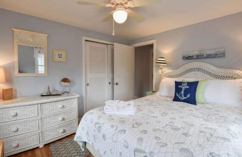 1 2 Mile to Nantucket Sound Beaches - Foto 9