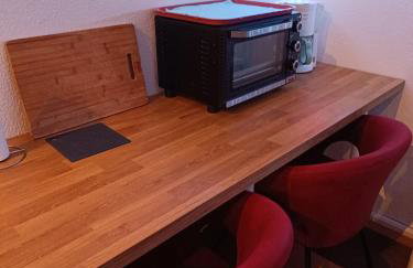 IN VILLA APARTMENT 56 qm Check-in,free parking, WIFI , TV, FULL KITCHEN - Foto 19