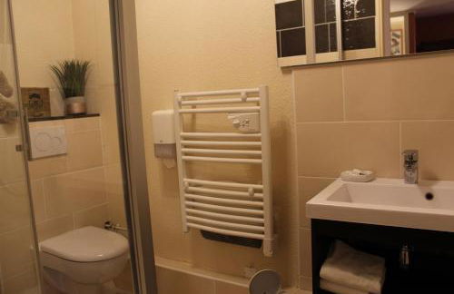 Oyonnax Bellignat Appart Hotel - Foto 35