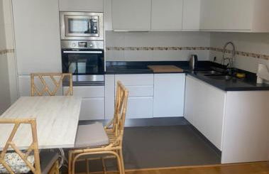 Apartamento centro de Foz con piscina - Foto 2