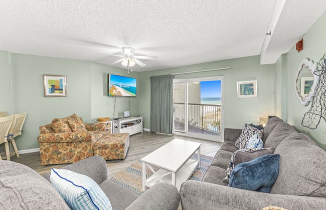 Tradewinds Condos by Hosteeva - Photo 44