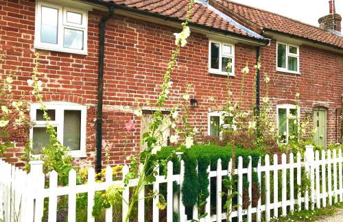 Love Heart Cottage - Foto 1