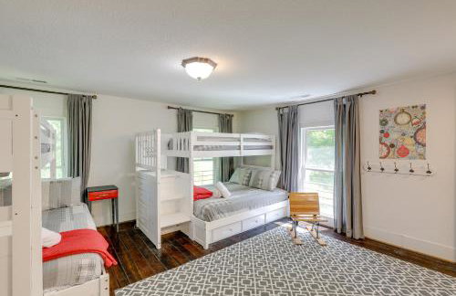 Hot Tub Soaks and Fireside Nights! Marshall Cottage - Foto 27