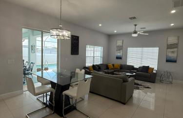Villa Sunshine Elegant and Modern 4BR Pool House - Foto 41