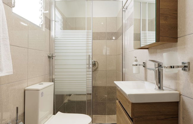 Salt and Sun Apartments by Konnect, Kaminaki Beach - Foto 26