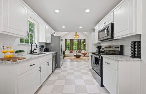 6BD 3BA Designer Oasis Sleeps 14 ATL Metro - Foto 15