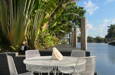 New! Waterfront Heated Pool, Fishing Pier, Designer Touches, 2mi to Beach - Photo 73