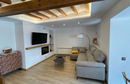 Pis turístic de 170 m2 a la plaça Porxada de Bagà - Foto 2