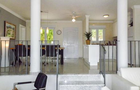 Awesome Home In Trullent - Foto 17