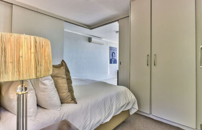 Camps Bay One Bedroom Apartment - The Crystal - Photo 5