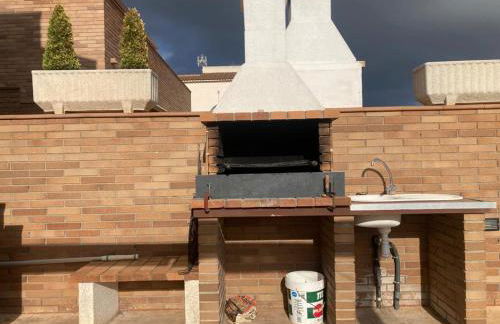 GRANDIOSO CHALET EN CASTELL DE POBLA MONTORNES - Foto 23