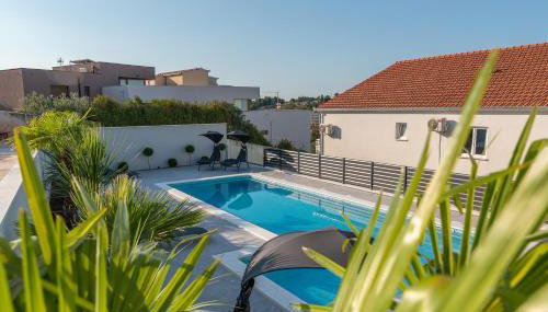 Apartments Vrania - Photo 3