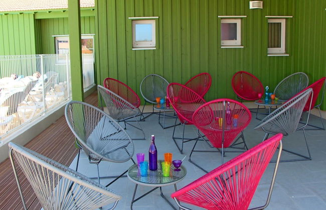 Colourful Holiday Homes Near the Marseillan-plage Beach - Photo 3