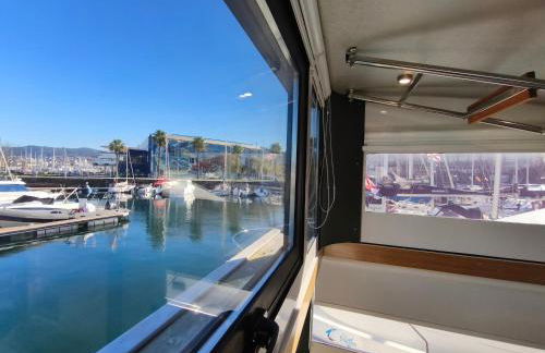 Casa Flotante en el Centro de Vigo - Different Charter - Foto 3