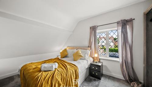 Spacious 6BR - City Hub & Parking - Sleeps 13 - Foto 5