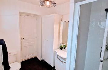 LE PARC2 Appartement Authentique, Coeur de Ville, Proximité Parking, Climatisé - Foto 14