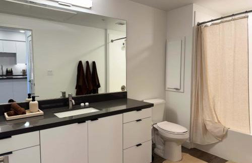 Modern Retreat 10 Min from Disneyland With Pool & Gym - Foto 8