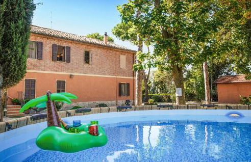 Cozy Home In Cappone Di Vallefoglia - Foto 1