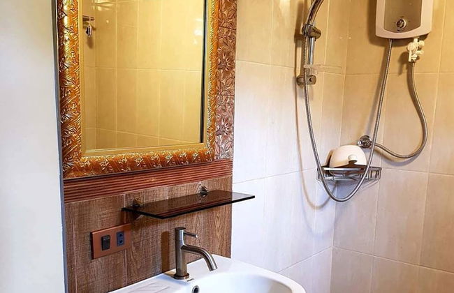 Villa Anastacia White Beach Puerto Galera - Photo 27