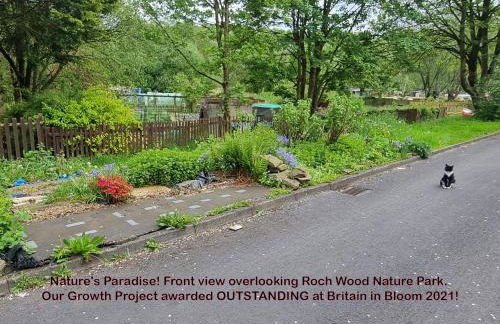 3 Bedroom House Ideal for Work Family Short or Long Term Stays Easy Access to Manchester Oldham Halifax Bury - Foto 24