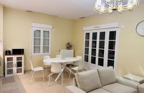 Family's house - Villa proche de la vallée village et Disneyland paris ,2 parkings, air condition - Foto 4