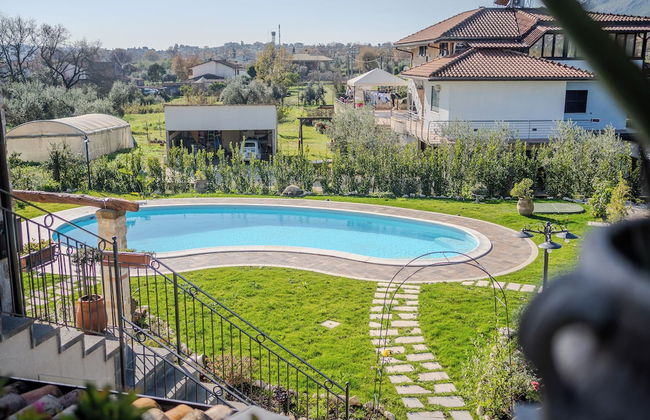 Casale nel Verde con Piscina e Vista - Foto 34