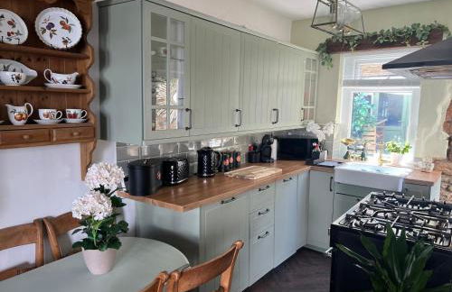 Historic 1600’s The Grocer’s Cottage - Foto 52