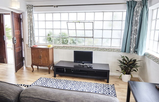 Two Bedroom Self Contained House - Photo 20