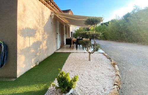 Villa climatisée, jardin, proche du Lac de St Cassien, Grasse, Fréjus, Cannes - Foto 19