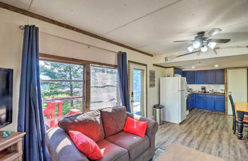 Cozy Lakeside Home with Lake and Mountain Views! - Foto 6