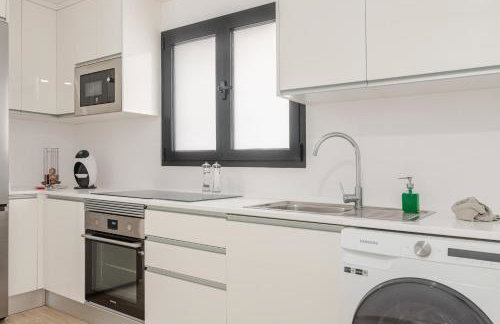 Lupama Suite Rooftop Pool, Sea Views, 2 min to Beach - Foto 16