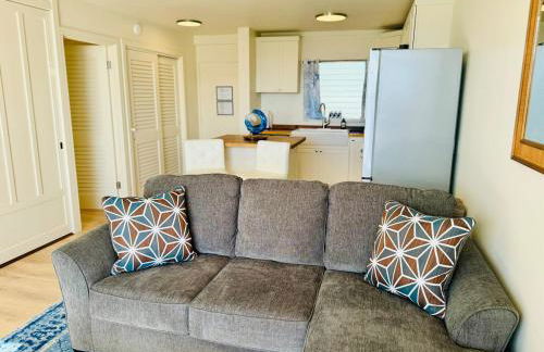 Island Glow Kailua Village #508 free assigned parking, AC, downtown, walk to restaurants, bars and the pier - Foto 5