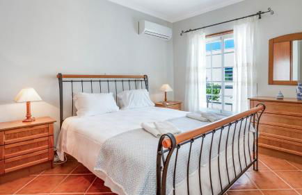 Luminous 3BDR Apartment W/Balcony by LovelyStay - Foto 4