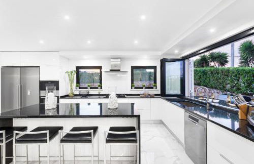 Seafront View next to the famous “Benagil Caves” - Foto 10