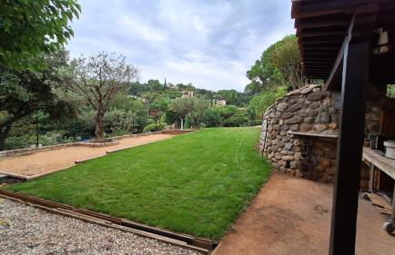 Sous le Grand Pin Piscine & Spa Gîtes Éden en Cévennes à Anduze Gard - Foto 10