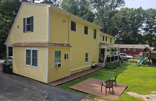 Adorable 1 bedroom with off-street parking - Foto 22